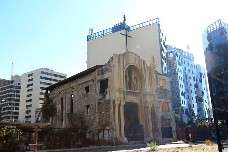 <p>- Lübnanlılar, korkunç patlamanın izlerini görmek için liman bölgesine akın ediyor</p>
<p> </p>