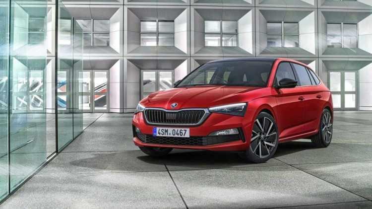<p><strong>SKODA SCALA</strong></p>
<p>Çekyalı otomotiv üreticisi Skoda'nın yeni modeli Scala da Türkiye yollarına çıktı. </p>
<p>Skoda Scala, Türkiye’de ilk etapta Elite ve Premium donanım seviyeleriyle satılacak.</p>