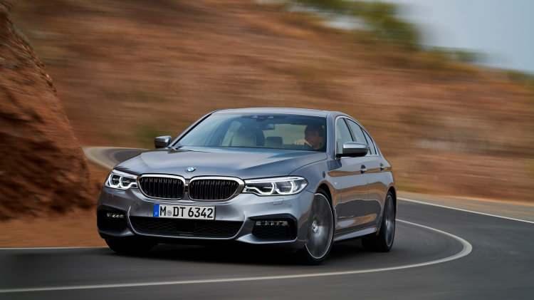 <p>Yeni BMW 530i xDrive Sedan</p>
<p>Eski fiyatı: 999.100</p>
<p>Yeni fiyatı: 1.095.158</p>
<p>Fark 96.058</p>