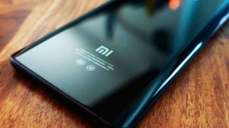 <p>Xiaomi telefon sahiplerini üzecek haber geldi. Şirket, Android 11 güncellemesini bu telefon modellerinin hiçbirine sunmayacak. İşte yavaş yavaş ölüme terk edilecek o telefonlar...</p>

<p> </p>
