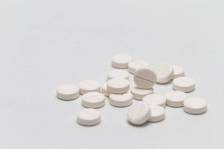 <p>1 adet antiepileptik ilaç</p>