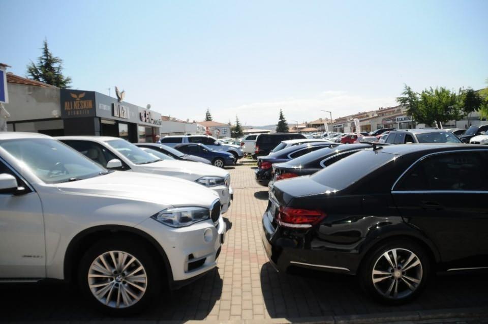 Resmen y&uuml;r&uuml;rl&uuml;ğe girdi! Vatandaşta b&uuml;y&uuml;k sevin&ccedil;, bunu galericiler de beklemiyordu