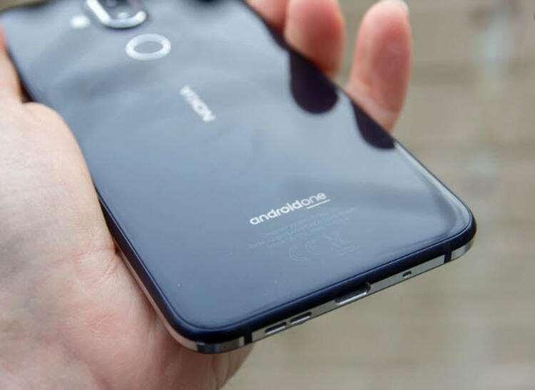 <p><strong>Nokia 8.1 </strong><br />
<br />
Ekranı: 6.18 inç</p>

<p>Ekran Çözünürlüğü: 1080 x 2280 piksel</p>

<p>İşlemci: Qualcomm SDM710 Snapdragon 710 (10 nm)</p>

<p>Bataryası: 3500 mAh</p>
