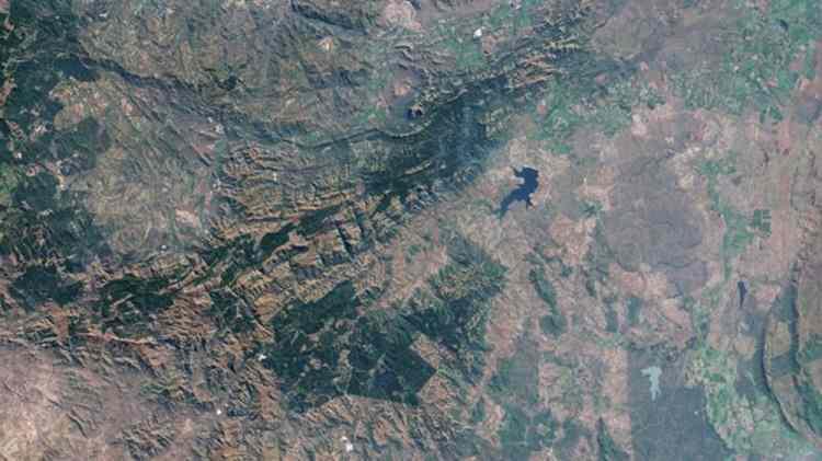 <p>Barberton Dağları (Güney Afrika) </p>
<p> </p>