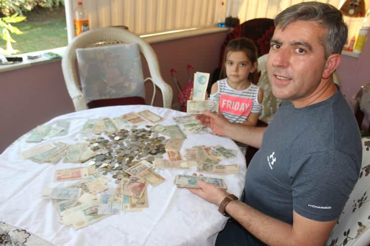<p>Ama bu koleksiyonun manevi değeri bizde daha fazla. Ben buna ata mirası diyorum</p>