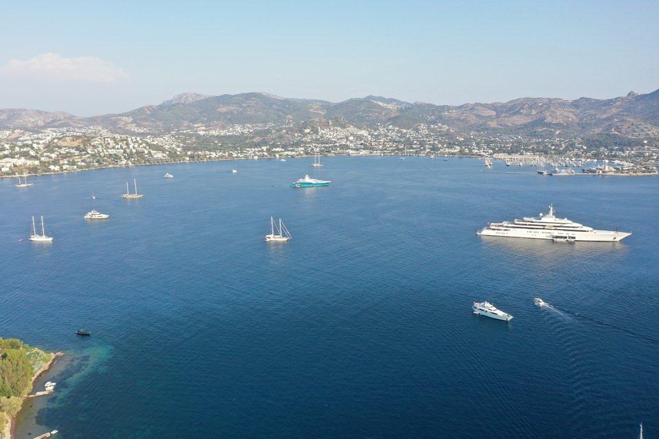 <p>"Bodrum dünyaca ünlü tatil merkezi olsa da mega yatların marka değerimizi daha da yukarıya taşıdığını söyleyebiliriz. Bu yatları dış basından da ciddi anlamda takip eden kitleler var. </p>

<p> </p>
