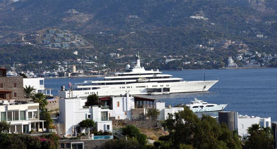 <p>Bodrum'un doğal güzellikleri ve gastronomisiyle de çok güçlü bir tatil merkezi olduğunu ifade eden Dinç, "İnsanlar, güvenli ve huzurlu bir ortamı tercih ediyor. </p>

<p> </p>
