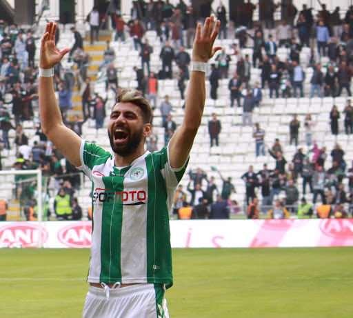 <p>SELİM AY</p>

<p>Yeni Takımı: Ç. Rizespor</p>

<p>Eski Takımı: Konyaspor</p>
