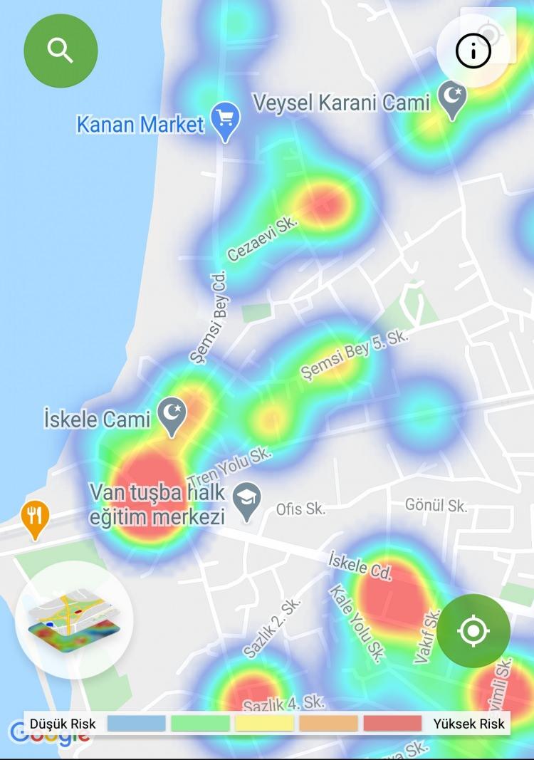 <p>"Hasta yatak kapasitelerimiz ve yoğun bakım yataklarımızı değerlendirdiğimizde; Van'da 128 olan erişkin yoğun bakım yatak sayımıza 93 yatak ilave ederek, 221'e çıkarıyoruz. Van'da yatak doluluk oranı yüzde 53, yoğun bakım doluluk oranı yüzde 74, solunum cihazı doluluk oranı ise yüzde 25. Bitlis'te 55 olan erişkin yoğun bakım yatak sayımızı, 25 ilaveyle 80'e çıkarıyoruz. </p>