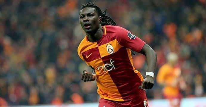 <p>Bafétimbi Gomis<br />
<br />
Galatasaray > Al-Hilal Riyad<br />
<br />
6.00 mil. €</p>