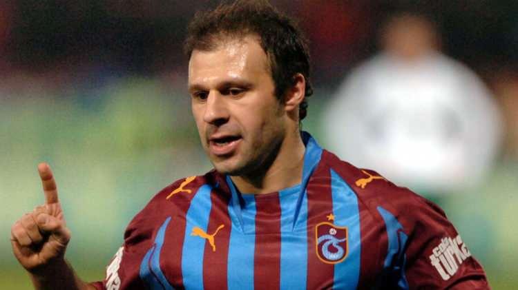 <p>Gökdeniz Karadeniz<br />
<br />
Trabzonspor > Rubin Kazan<br />
<br />
8.70 mil. €</p>
