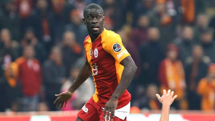 <p>Badou Ndiaye<br />
<br />
Galatasaray > Stoke City<br />
<br />
16.00 mil. €</p>
