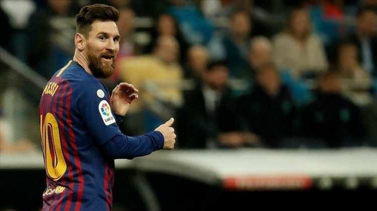 <p>LIONEL MESSI</p>
<p>Maaşı: 92 milyon dolar<br />
Sponsorluk Geliri: 34 milyon dolar<br />
Toplam Kazancı: 126 milyon dolar</p>
