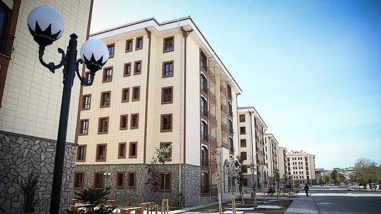 <p>Afganistan<br />
<br />
Satılan Konut Sayısı : 156</p>