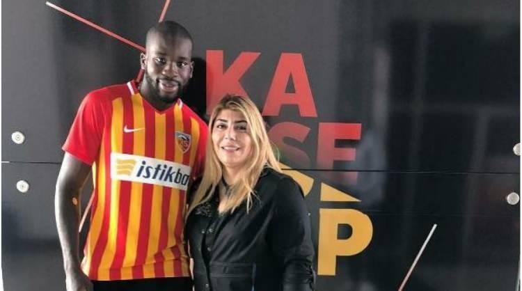 <p>WİLFRİED KANGA</p>

<p>Yeni Takımı: Kayserispor<br />
Eski Takımı: SCO Angers</p>
