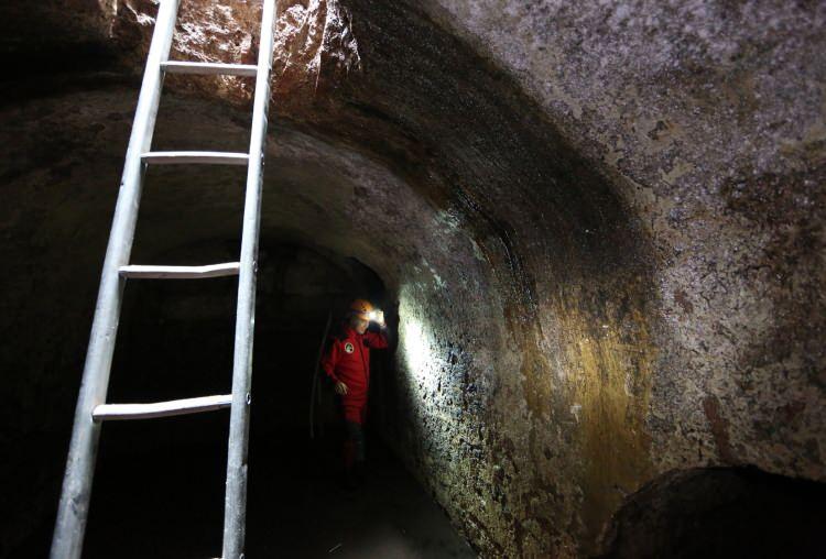 Ayasofya'da heyecanlandıran keşif! 1483 yıllık sır ortaya &ccedil;ıktı