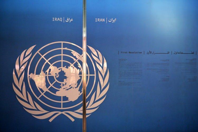 <p>- Hürremşehr'in Saddam'dan alınışının anlatıldığı bir panaroma</p>
<p>Müzenin bir bölümünde Saddam'ın İran'da aldığı ilk yer olan güneydeki Huzistan eyaletine bağlı Hürremşehr'in kurtarılışının anlatıldığı bir panaroma sunulduğunu aktaran İbadi, "Müzede birçok silah, teçhizat ve savaşa ait kalıntılar bulunuyor. Bazıları İran Silahlı Kuvvetleri'ne ait. Irak'taki Baas ordusundan ele geçirilen tank, top, uçak ve helikopterler de müzenin açık hava bölümünde sergileniyor." dedi.</p>