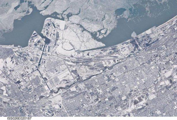 <p>Kar ve buzla kaplı Chicago'ya tepeden bakış</p>

<p>&nbsp;</p>
