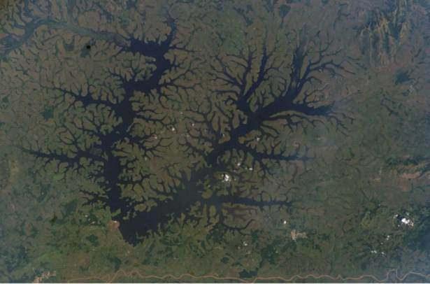 <p>Mbam Nehri (Kamerun)</p>
