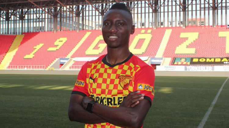 <p>OBİNNA NWOBODO</p>

<p>Yeni Takımı: Göztepe<br />
Eski Takımı: Ujpest</p>
