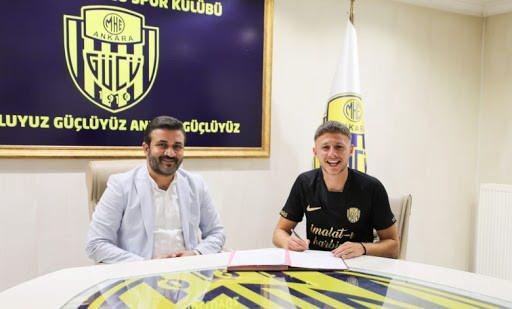 <p>IDRIZ VOCA</p>

<p>Yeni Takımı: Ankaragücü</p>

<p>Eski Takımı: Luzern</p>
