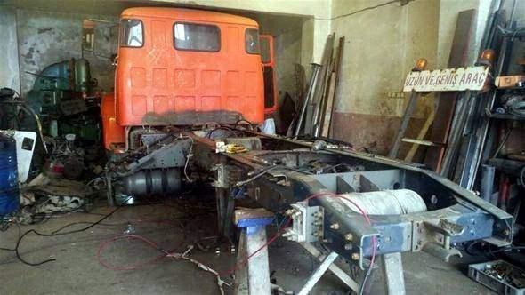 <p>İstanbul'daki bir müşteri için, uzun uğraşlar sonucu baştan aşağı yenilenen kamyon, ilk günkü haline getirildi.</p>

<p> </p>
