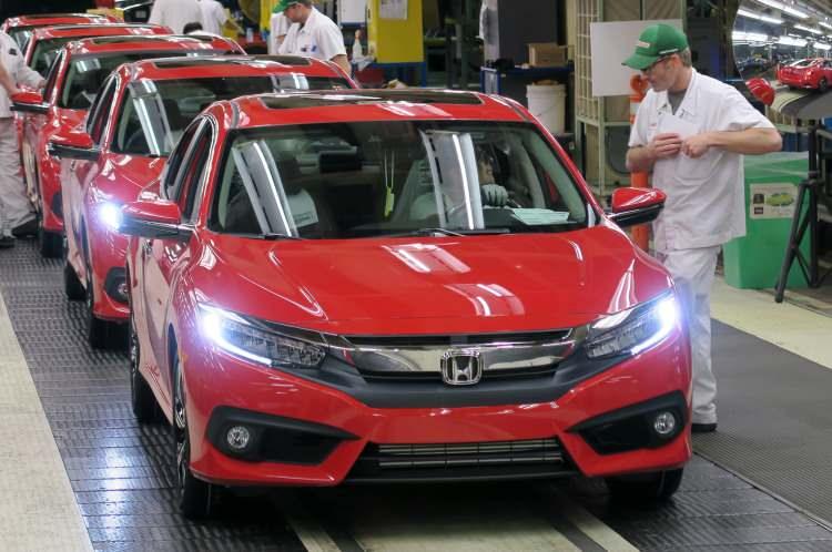 <p>1997 yılı sonundan itibaren Honda’nın Civic modelinin seri üretimine başlayan şirket, Ocak 2003 tarihinden itibaren de Honda Türkiye A.Ş. olarak yüzde 100 Honda Motor Co. sermayesi ile faaliyetlerini sürdürüyor.</p>
<p> </p>