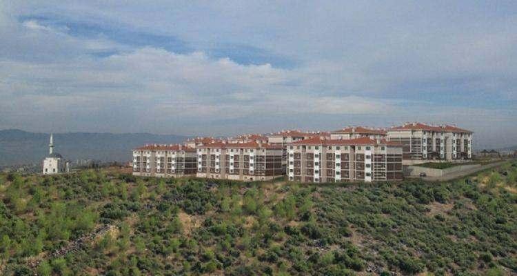 <p>Kırşehir Kaman 1 adet işyeri - Satış bedeli 320 bin TL. Kayseri - Tomarza 5 adet işyeri. Satış bedeli 145 bin TL'den başlıyor. Niğde Bor 1 adet işyeri. Satış bedeli 160 bin TL. Aksaray - Sultanhanı - 3 adet işyeri . Satış bedelleri 90 bin TL'den başlıyor.</p>
