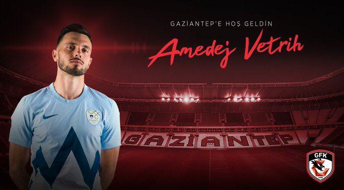 <p>AMEDEJ VETRİH<br />
<br />
Eski Takımı: Çaykur Rizespor<br />
Yeni Takımı: Gaziantep FK</p>
