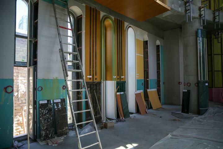 <p>&Ccedil;alışmaların hızla devam ettiği camide genel iş&ccedil;iliğinin y&uuml;zde 80'i biterken, caminin yıl sonunda tamamlanması planlanıyor.</p>
