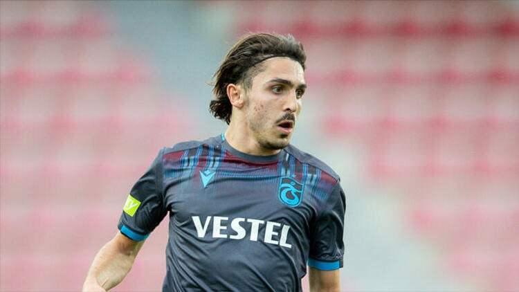 <p>SCOUTLAR KÖLN'DE DE İZLEDİ </p>
<p>Sürekli olarak Avrupa’nın kıskacında olan Abdülkadir Ömür, Almanya’yla oynanan hazırlık maçında bir kez daha scoutlar tarafından izlendi.</p>
