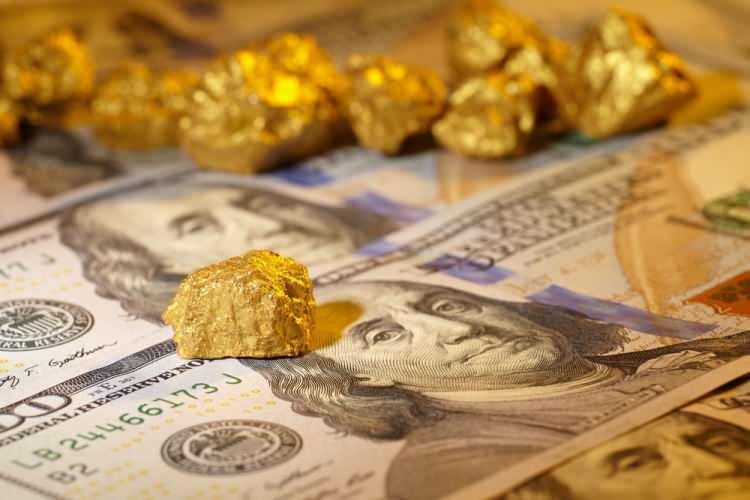 Altın dipten dönüp hızla yükseldi! Dolar ve Euro yeni rekor kırdı