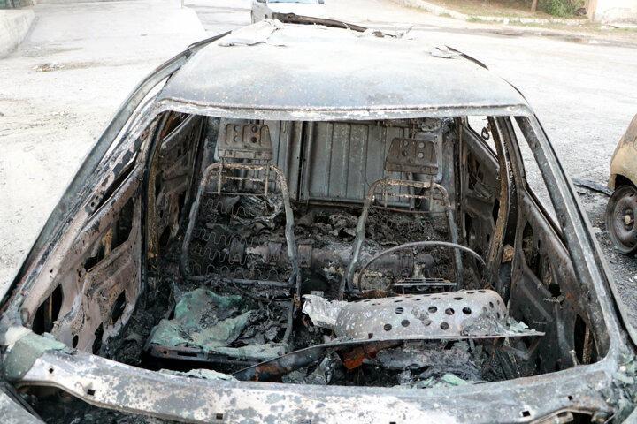 <p>D&uuml;n b&ouml;lgeye gelen Tarım ve Orman Bakanı Bekir Pakdemirli, yangının tamamen kontrol altına alındığını ve gereken t&uuml;m &ccedil;alışmaların ivedilikle y&uuml;r&uuml;t&uuml;ld&uuml;ğ&uuml;n&uuml; kaydetti.</p>
