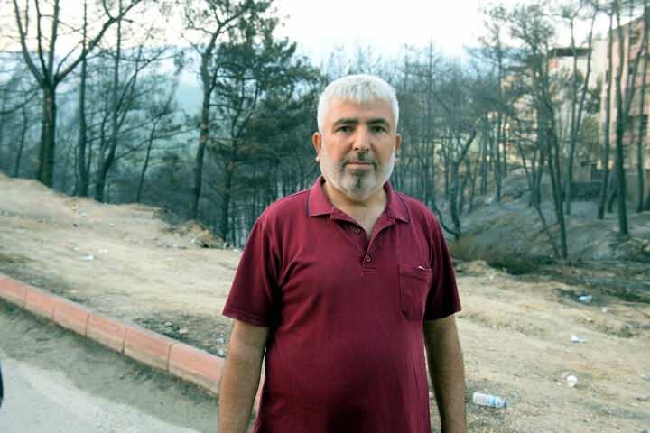 <p>D&uuml;n b&ouml;lgeye gelen Tarım ve Orman Bakanı Bekir Pakdemirli, yangının tamamen kontrol altına alındığını ve gereken t&uuml;m &ccedil;alışmaların ivedilikle y&uuml;r&uuml;t&uuml;ld&uuml;ğ&uuml;n&uuml; kaydetti.</p>
