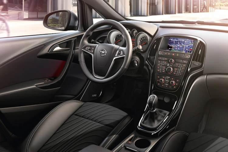 <p>3- Opel</p>
