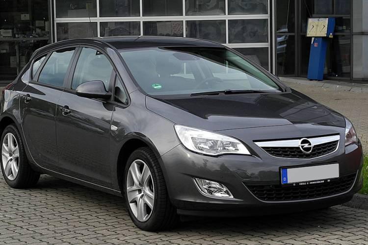 <p>3- Opel-Astra</p>
