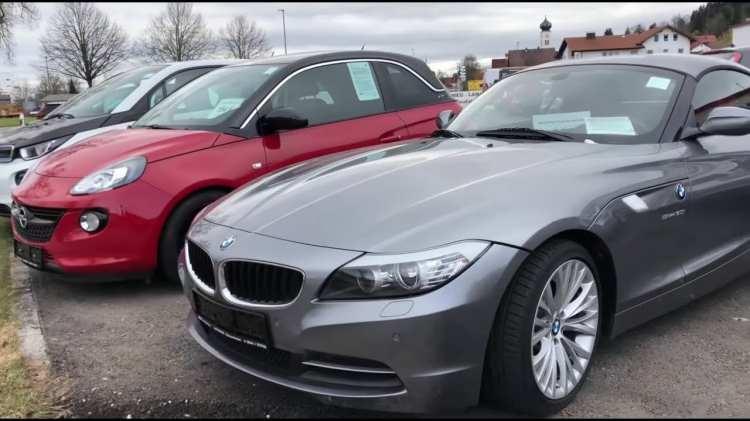 <p>Eylülde en yavaş BMW satıldı</p>

<p>Eylül ayında online pazarda Türkiye pazarı satış hızı ortalama 29 gün oldu.</p>
