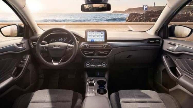 <p>Araca binilip kapılar kapatılır, Kontak anahtarı tüm kontrol ışıkları yanana kadar çevrilir, motor çalıştırılmaz!, Kapı kilit düğmesinden üç defa üst üste kilitleme uygulanır, kapa-aç-kapa-aç-kapa-aç.. Kontak anahtarı çevrilerek kapatma konumuna getirilir</p>