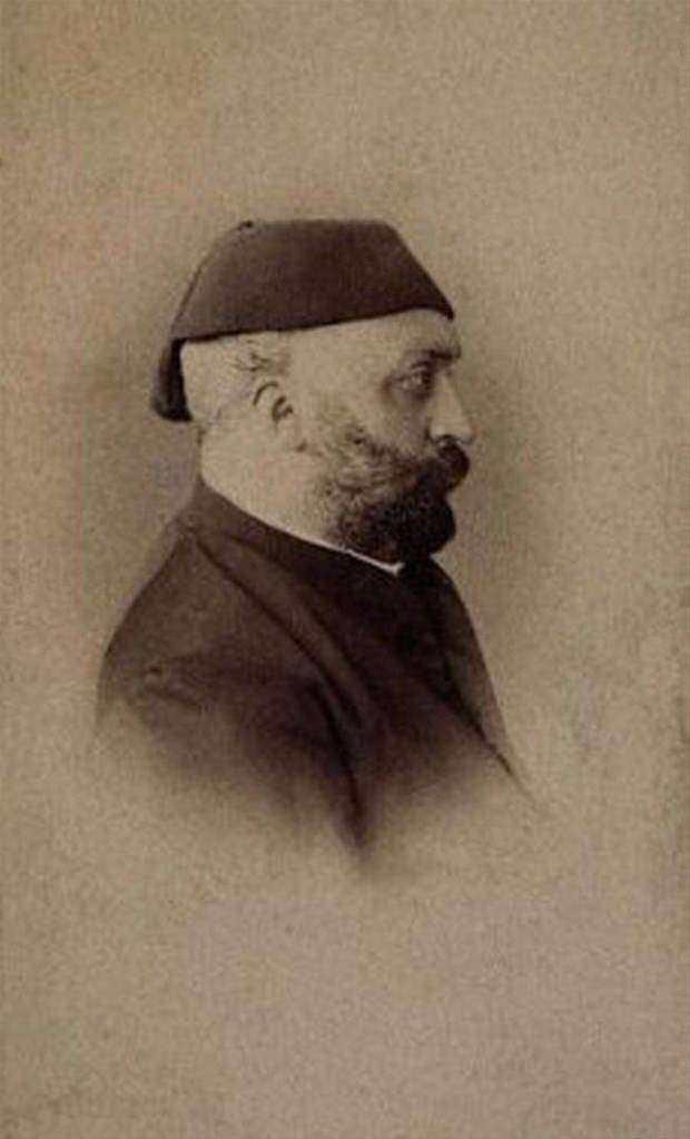 <p>Abdülaziz Han</p>

<p> </p>
