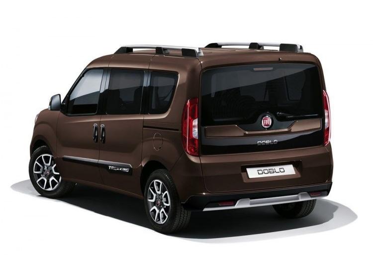 <p><strong>TİCARİDE EN ÇOK SATILANLAR</strong></p>
<p>Hafif ticari araçlar kategorisinde ise 3 bin 767 adetle Fiat Doblo ilk sırada yer aldı. </p>