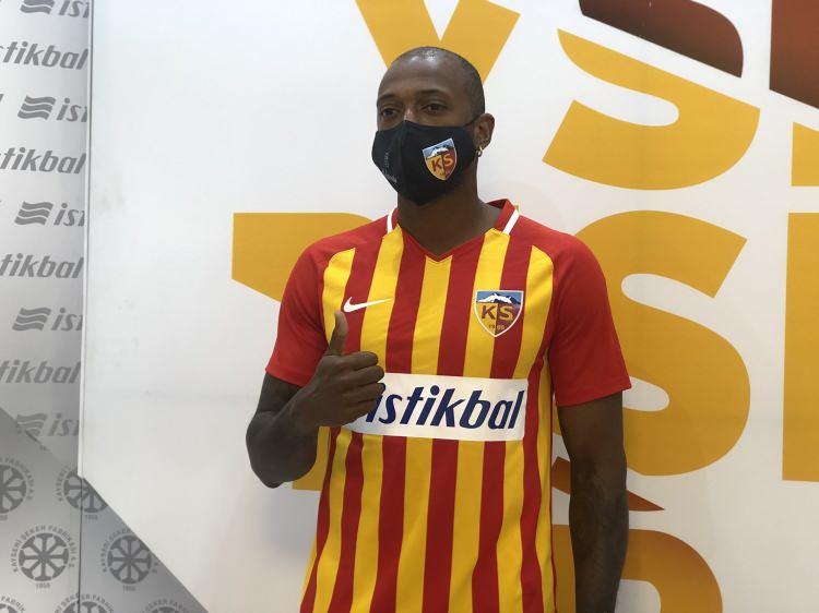 <p>MANUEL FERNANDES</p>

<p>Eski Takımı: Krasnodar<br />
Yeni Takımı: Kayserispor</p>
