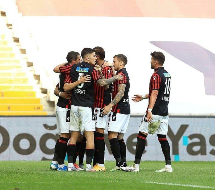 <p>Gençlerbirliği 29.1</p>
