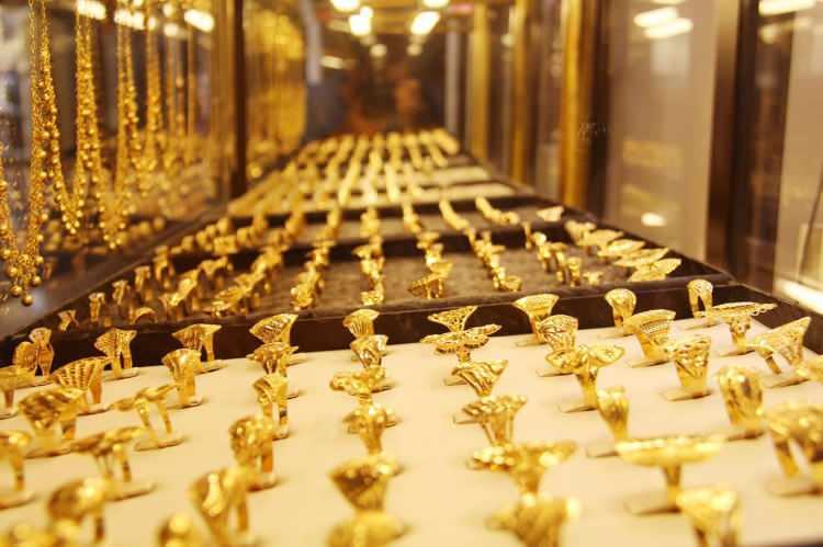 Altında &ccedil;&ouml;z&uuml;lme başladı! D&ouml;viz kurundaki baskıyı d&uuml;ş&uuml;recek...