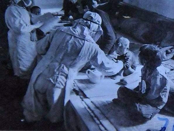 <p>731. Birim, savaş boyunca biyolojik ve kimyasal savaş taktikleri geliştirdi.<br />
</p>
