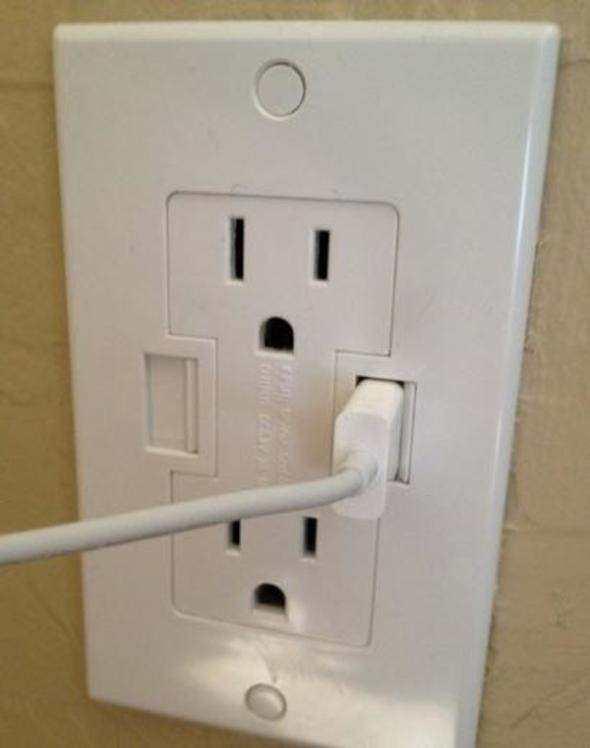 <p>USB girişleri de bulunan prizler...</p>
<p> </p>