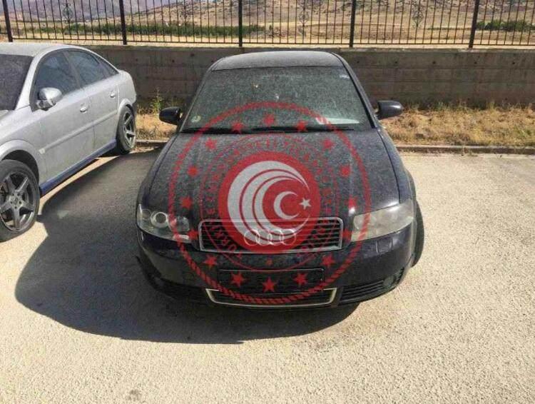 <p>Audi A4<br />
<br />
İhale başlangıç tutarı: 82 bin 500 lira</p>
