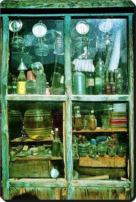 <p>Bakkallar (1970 ler - Ara Güler)</p>
