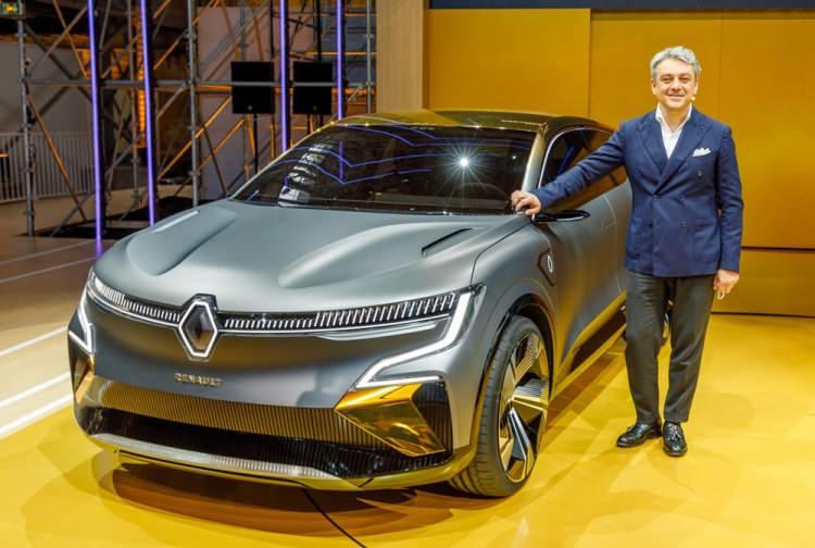 <p>Etkinlikte konuşan Renault Grubu CEO’su Luca De Meo, “Grup olarak 2050 yılına kadar Avrupa’da sıfır karbon emisyonu taahhütümüzü yerine getirmek için çalışmalarımızı hızla sürdürüyoruz. 2030 itibarıyla emisyon oranımızı 2010 yılına kıyasla yüzde 50 azaltmayı hedefliyoruz. 2022 yılıyla birlikte tüm modellerimiz elektrikli ya da elektriklendirilmiş versiyonlara sahip olacak. 5 yıl içinde Renault Grubu olarak pazardaki araçlarımızın yüzde 50’sinin elektirikli ya da hibrit olmasını planlıyoruz. Renault Megane eVision, elektrikli Dacia Spring ve Yeni Arkana E-TECH Hibrit bu planlarımızın önemli birer parçası” ifadelerini kullandı.</p>
