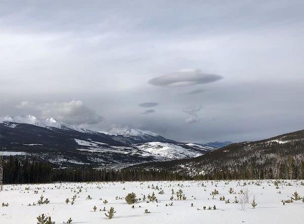 <p>Burayı ufo bulutları istila etmiş sanki???</p>
