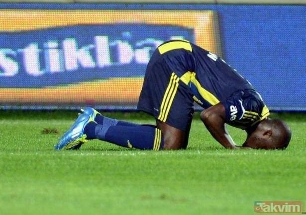 <p><strong>MOUSSA SOW</strong><br />
<br />
"Bu akşam neden kadroda olmadığımı bilmiyorum ama Elhamdülillah Fenerbahçe'yi çok seviyorum."</p>
